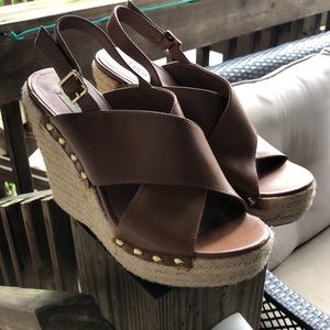 Steve Madden Brown Wedges